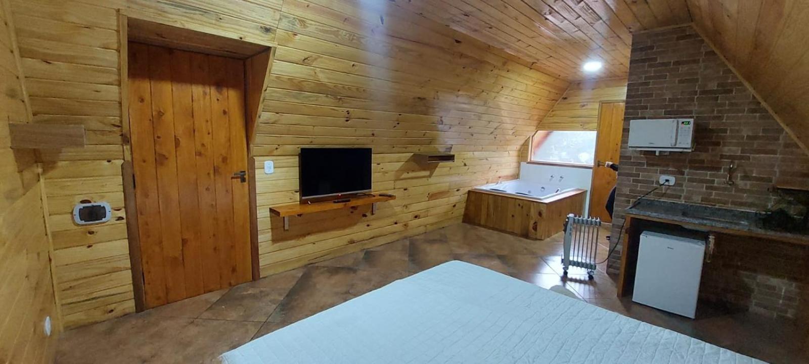 Chale Com Hidromassagem Da Vick Hotel Campos do Jordão Екстериор снимка