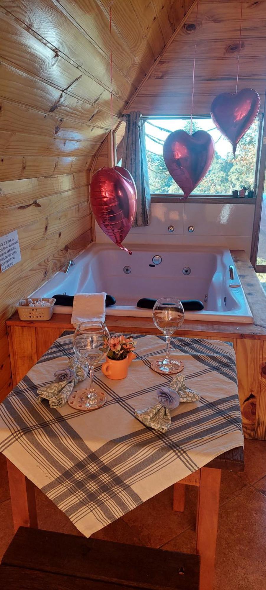 Chale Com Hidromassagem Da Vick Hotel Campos do Jordão Екстериор снимка